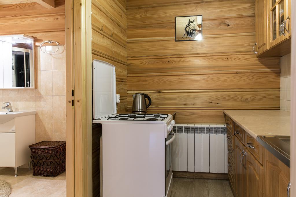 Udanypobyt Apartament Przy Lesie コシチェリスコ エクステリア 写真