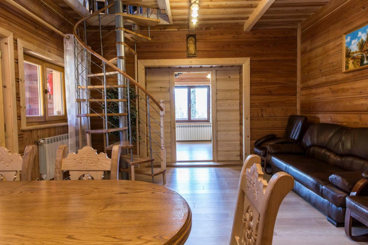 Udanypobyt Apartament Przy Lesie コシチェリスコ エクステリア 写真