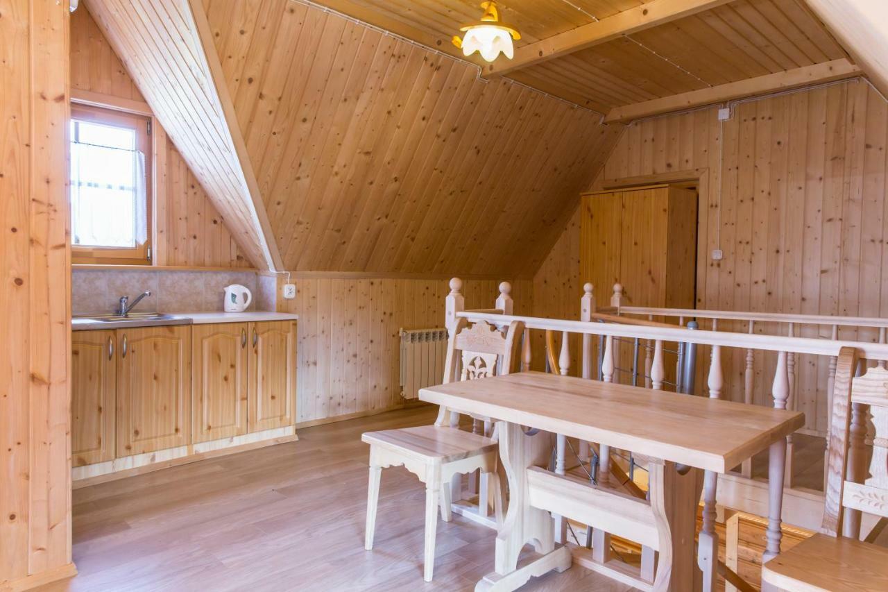 Udanypobyt Apartament Przy Lesie コシチェリスコ エクステリア 写真